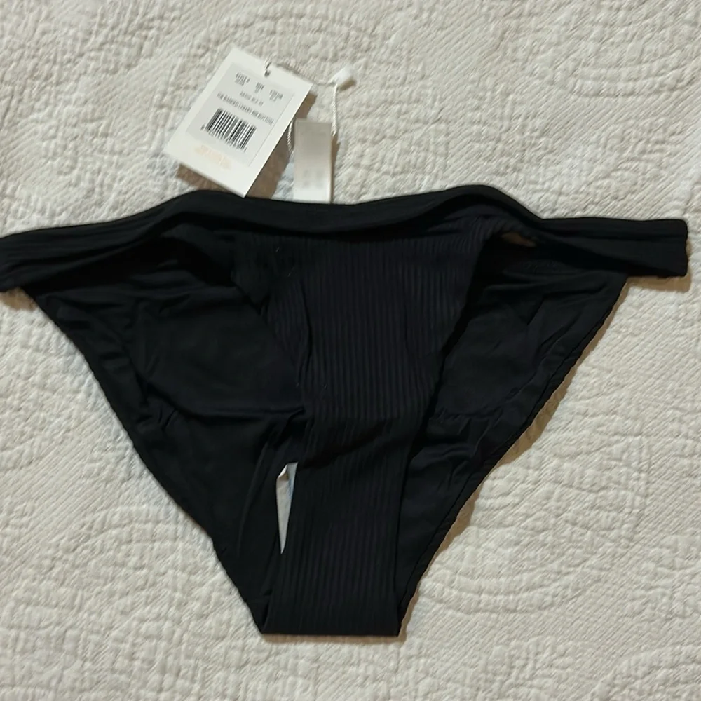 Andie Banded Cheeky Bottom. NWT. Medium